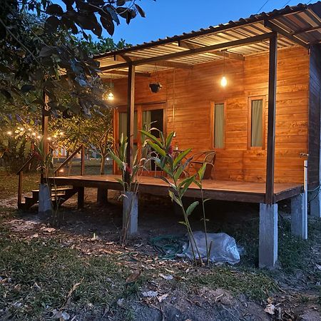 Hotel Quiloma Ranch パレンケ エクステリア 写真